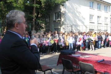 Ion Lungu, tur de forță la școlile din municipiul Suceava