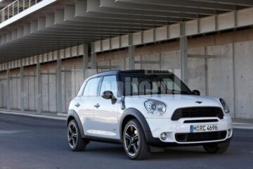 Mini Countryman îmbină aerul retro cu funcționalitatea modernă