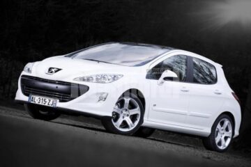 Peugeot readuce în atenție versiunea 308 GTi