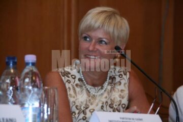 Monica Tatoiu: Minim 40% dintre membrii Parlamentului ar trebui să fie femei