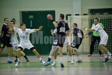 Sucevenii vor să șteargă cu buretele rezultatul neconvingător din partida de debut a actualei ediții a Ligii Naționale de Handbal