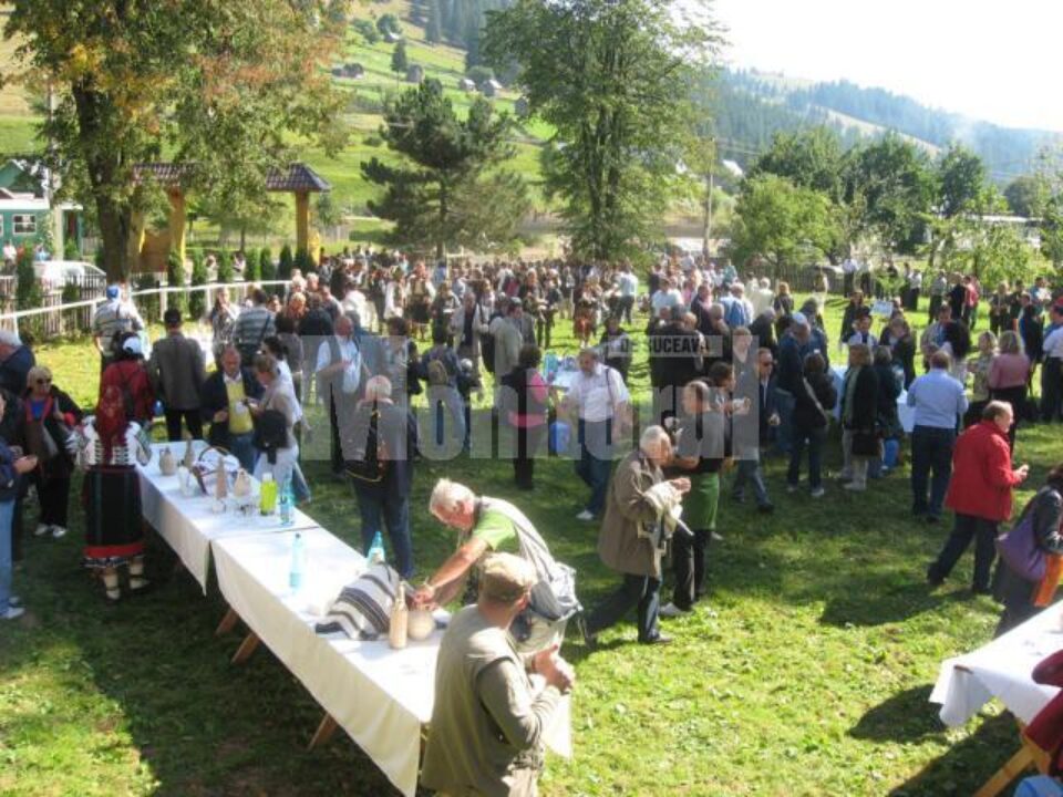 Peste 200 de ziariști de turism vizitează județul Suceava