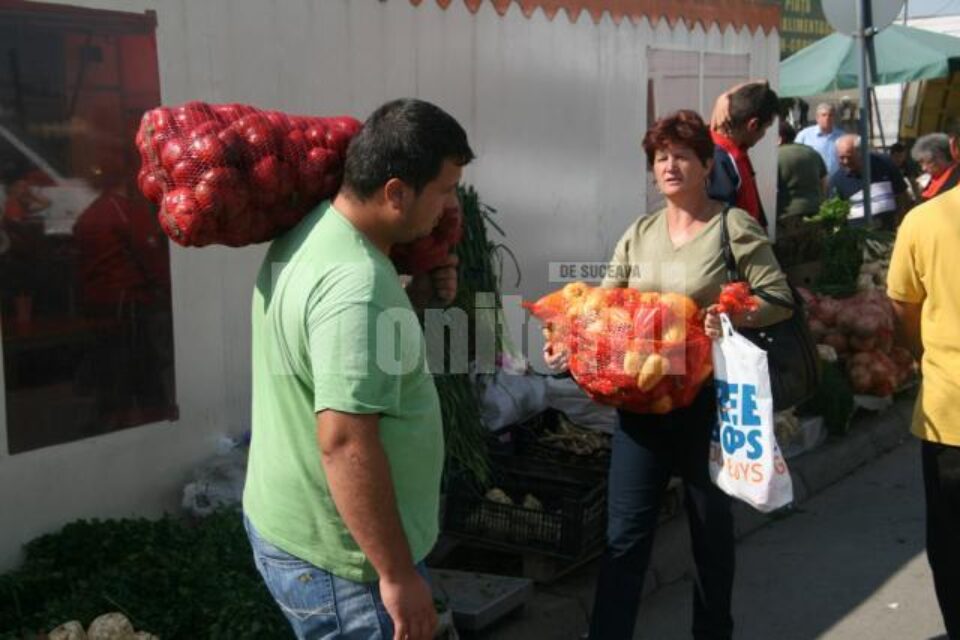 Cumpărătorii profită de faptul că pot negocia prețuri bune Cumpărătorii profită de faptul că pot negocia prețuri bune