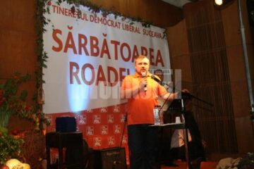 Seniorii și tinerii PD-L la „Sărbătoarea roadelor”