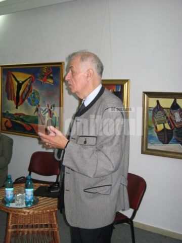 Radu George Serafim susținându-și prelegerea
