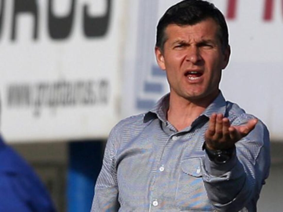 Ovidiu Sabău a anunțat că nu mai este antrenorul celor de la FCM Târgu Mureș Ovidiu Sabău a anunțat că nu mai este antrenorul celor de la FCM Târgu Mureș