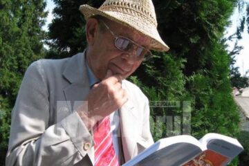 Dramaturgul George L. Ostafi