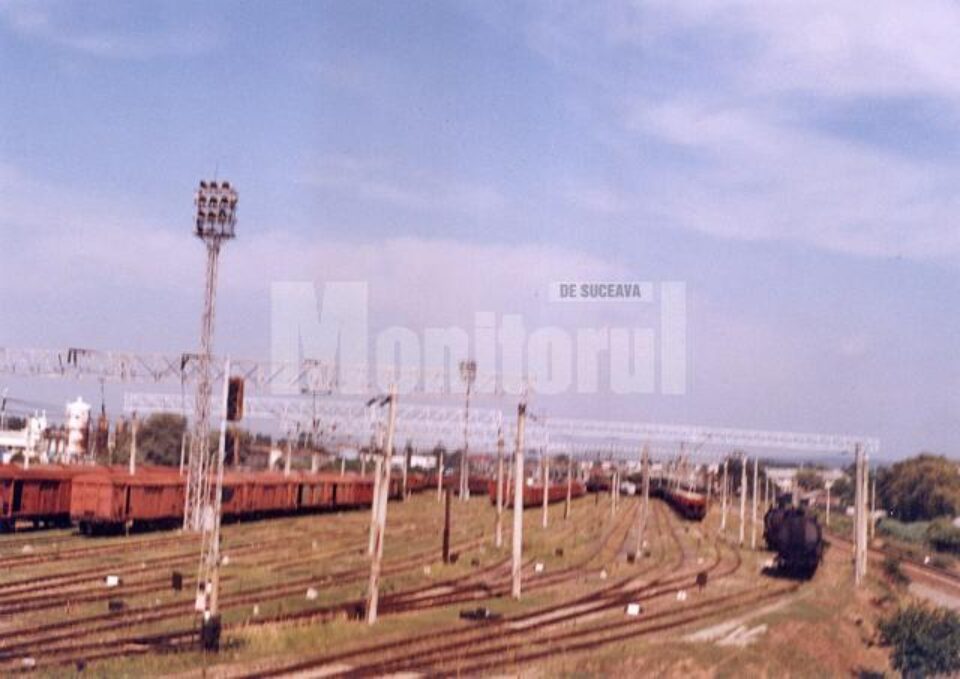 La sfârșitul anilor 1990 în Gara Suceava transportul de marfă încă nu murise. Foto: colecție personală Vasile Palaghiu