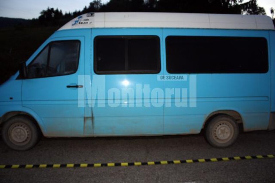 În microbuz se aflau 17.000 de pachete de țigări, cu o valoare de piață de circa 170.000 de lei