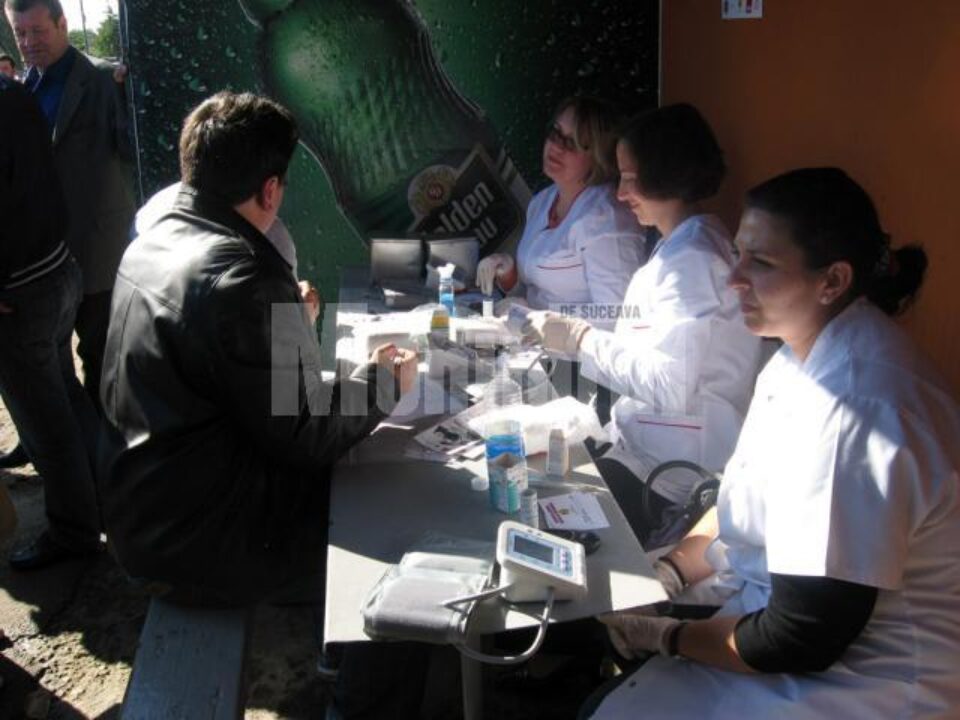 Sucevenii și-au testat gratuit glicemia și tensiunea arterială