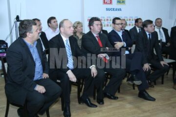 Liderii USL s-au întâlnit cu membrii PSD și PNL din Suceava