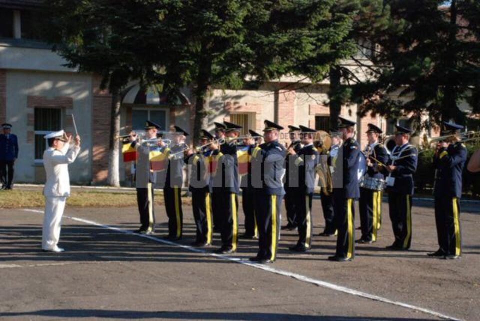 Defilarea elevilor jandarmi