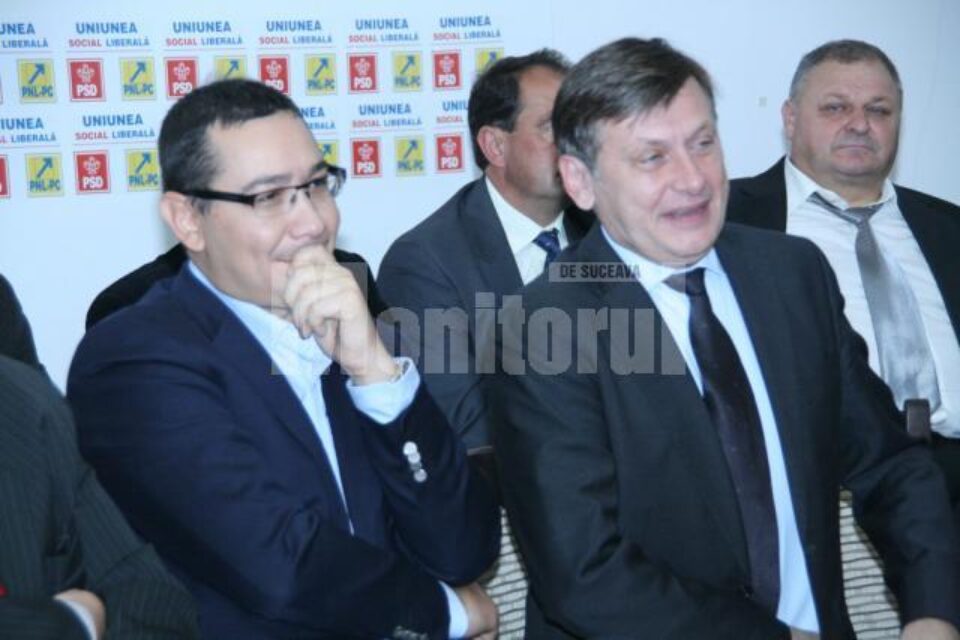 Liderii USL s-au întâlnit cu membrii PSD și PNL din Suceava Liderii USL s-au întâlnit cu membrii PSD și PNL din Suceava