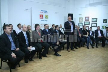 Liderii USL s-au întâlnit cu membrii PSD și PNL din Suceava