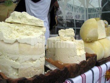 La Câmpulung, Festivalul „Drumul Lemnului” a asimilat în acest an și „Târgul Lăptarilor”