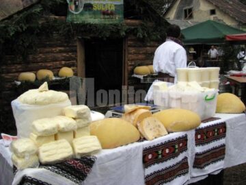 La Câmpulung, Festivalul „Drumul Lemnului” a asimilat în acest an și „Târgul Lăptarilor”