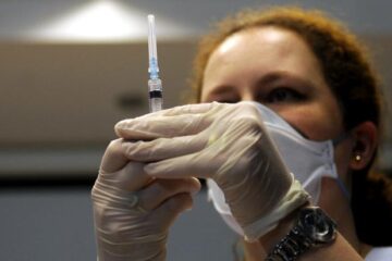 Campania de vaccinare a ratat startul, urmând să înceapă cu o întârziere de cel puțin două săptămâni. Foto: Mediafax