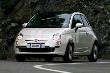 Fiat va lansa o versiune hibridă pentru citadina 500