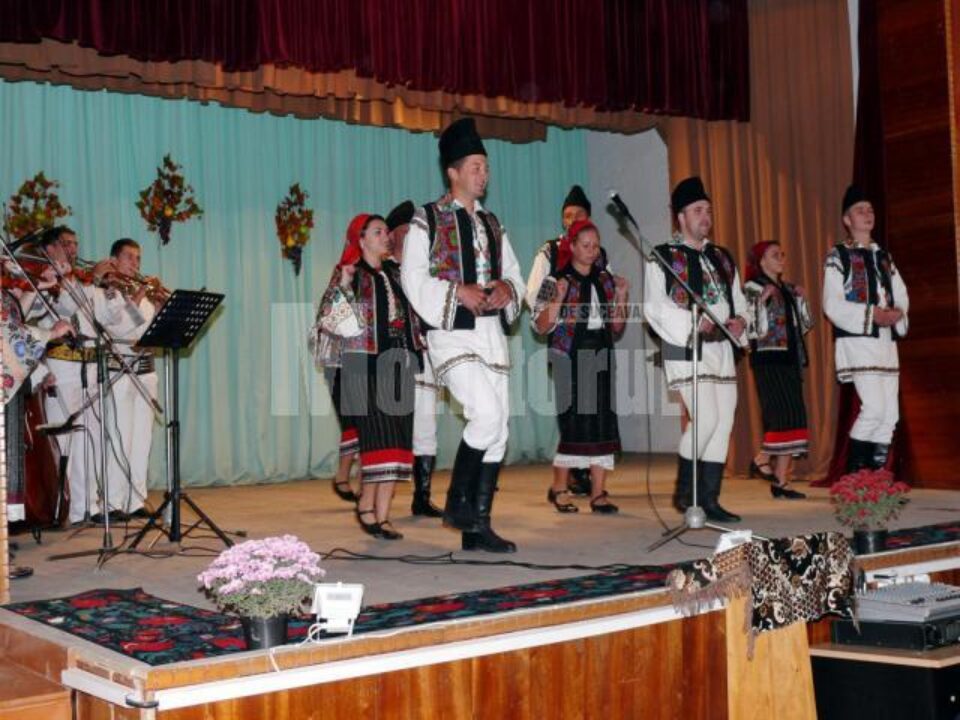 Ansamblul „Poienița”, în spectacol la Voloca