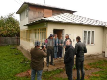 Inițiativa le-a aparținut deputatului PDL Ioan Bălan și liderului PDL Adâncata, Viorel Cucu