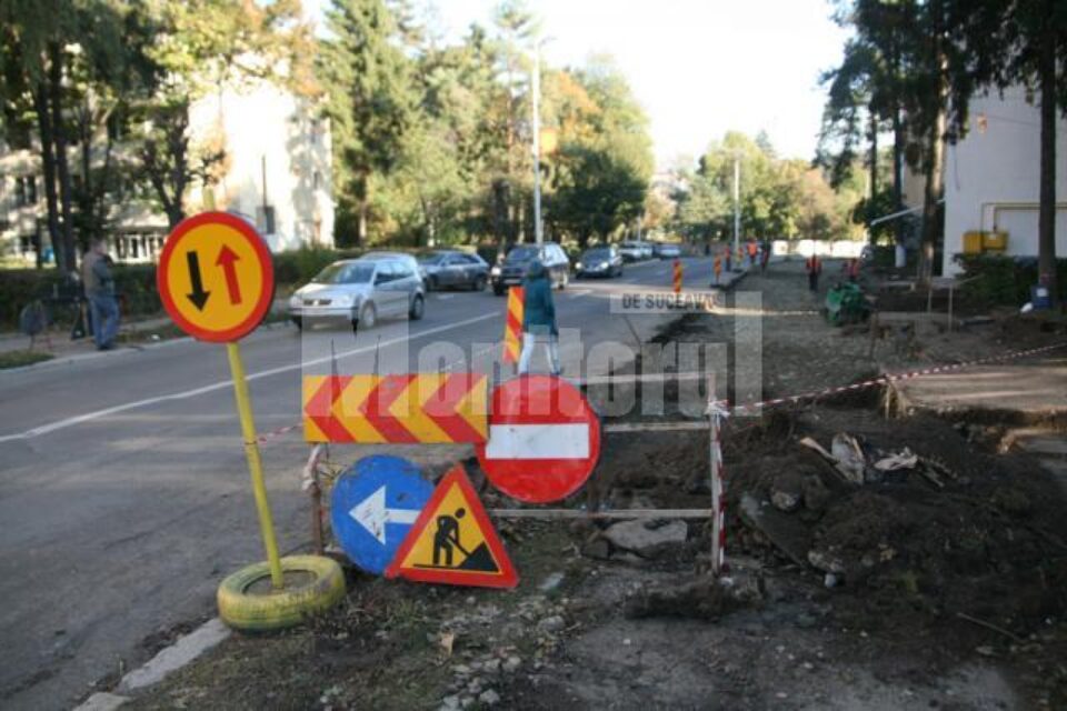 Pe strada Mitropoliei se va circula pe trei benzi