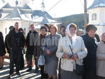 Sfințirea centrului filantropic din Valea Putnei