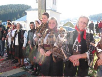 Sfințirea centrului filantropic din Valea Putnei