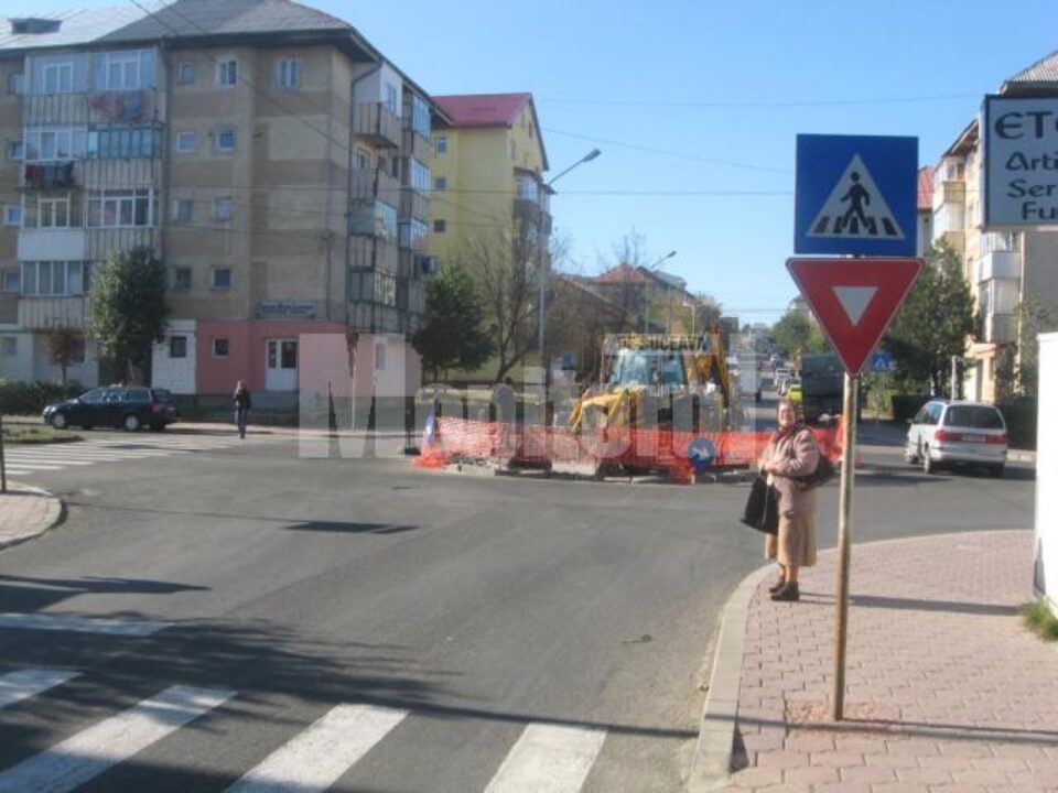 Sensul giratoriu din intersectie a prins deja contur