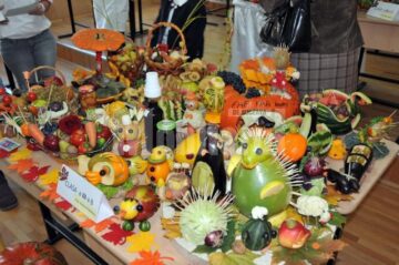 Copiii s-au întrecut în a realiza cele mai ingenioase sculpturi din fructe și legume