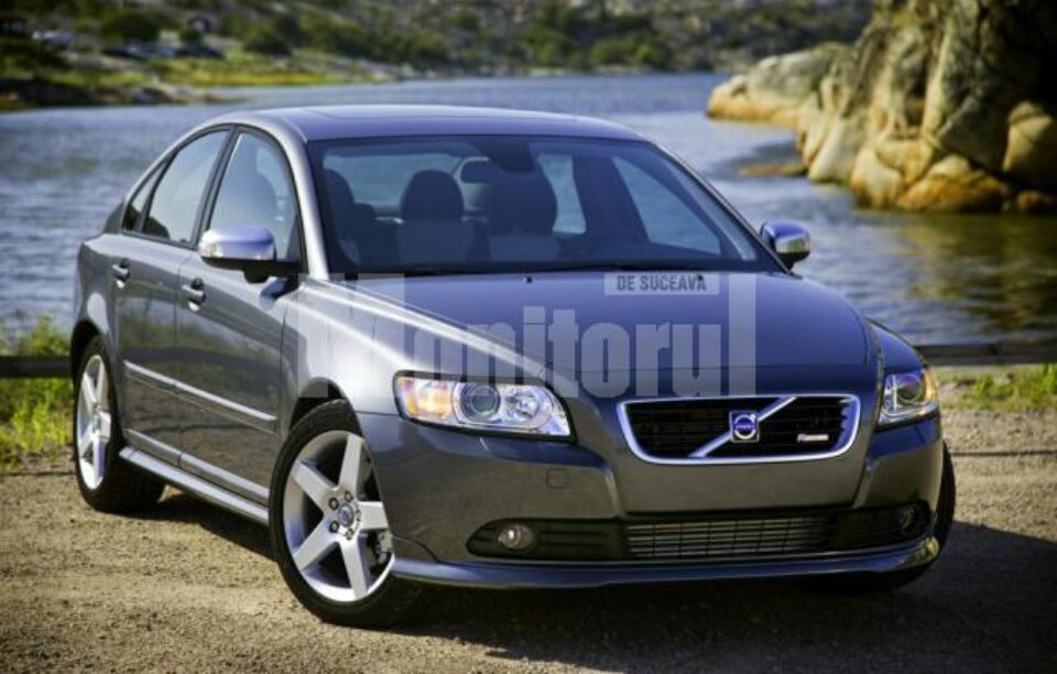 Volvo pregătește noua generație S40