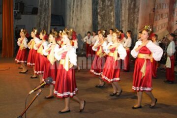 Formația de dansuri „Kolomeica”