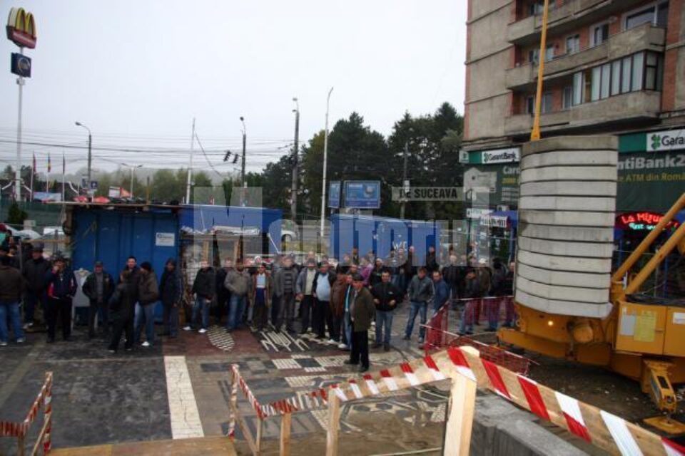 Oamenii care au muncit la realizarea lucrărilor de la parcările subterane