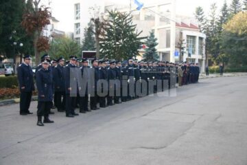 Ceremonialul militar și religios care a marcat Ziua Armatei Române a avut loc în Piața Tricolorului