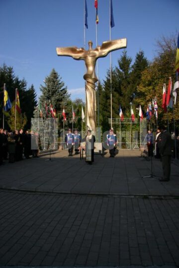 Ceremonialul militar și religios care a marcat Ziua Armatei Române a avut loc în Piața Tricolorului