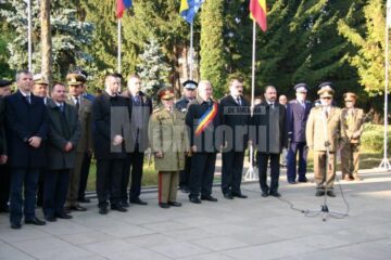 Ceremonialul militar și religios care a marcat Ziua Armatei Române a avut loc în Piața Tricolorului