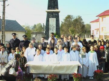 Ceremonialul depunerii de coroane de către Asociația “Cultul Eroilor” Suceava și Organizația Județeană a UNPR Suceava