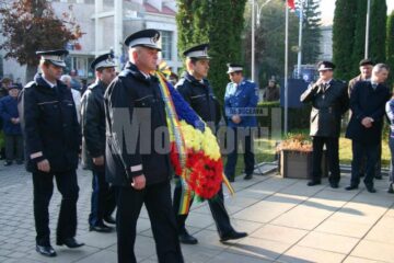 Ceremonialul militar și religios care a marcat Ziua Armatei Române a avut loc în Piața Tricolorului