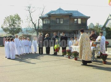 Ceremonialul depunerii de coroane de către Asociația “Cultul Eroilor” Suceava și Organizația Județeană a UNPR Suceava