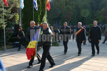Ceremonialul militar și religios care a marcat Ziua Armatei Române a avut loc în Piața Tricolorului