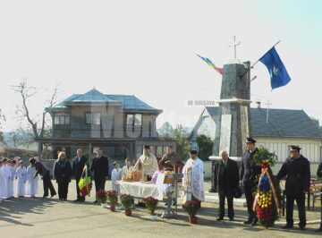 Ceremonialul depunerii de coroane de către Asociația “Cultul Eroilor” Suceava și Organizația Județeană a UNPR Suceava