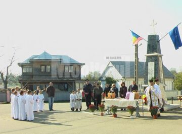 Ceremonialul depunerii de coroane de către Asociația “Cultul Eroilor” Suceava și Organizația Județeană a UNPR Suceava