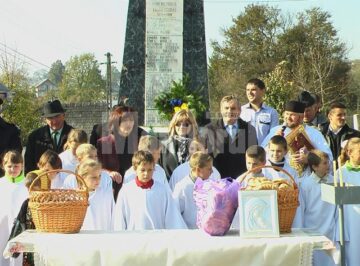 Ceremonialul depunerii de coroane de către Asociația “Cultul Eroilor” Suceava și Organizația Județeană a UNPR Suceava