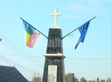Ceremonialul depunerii de coroane de către Asociația “Cultul Eroilor” Suceava și Organizația Județeană a UNPR Suceava