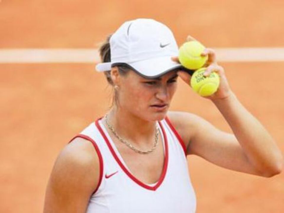 Monica Niculescu, cea mai bine clasată sportivă din România în lumea tenisului feminin Monica Niculescu, cea mai bine clasată sportivă din România în lumea tenisului feminin
