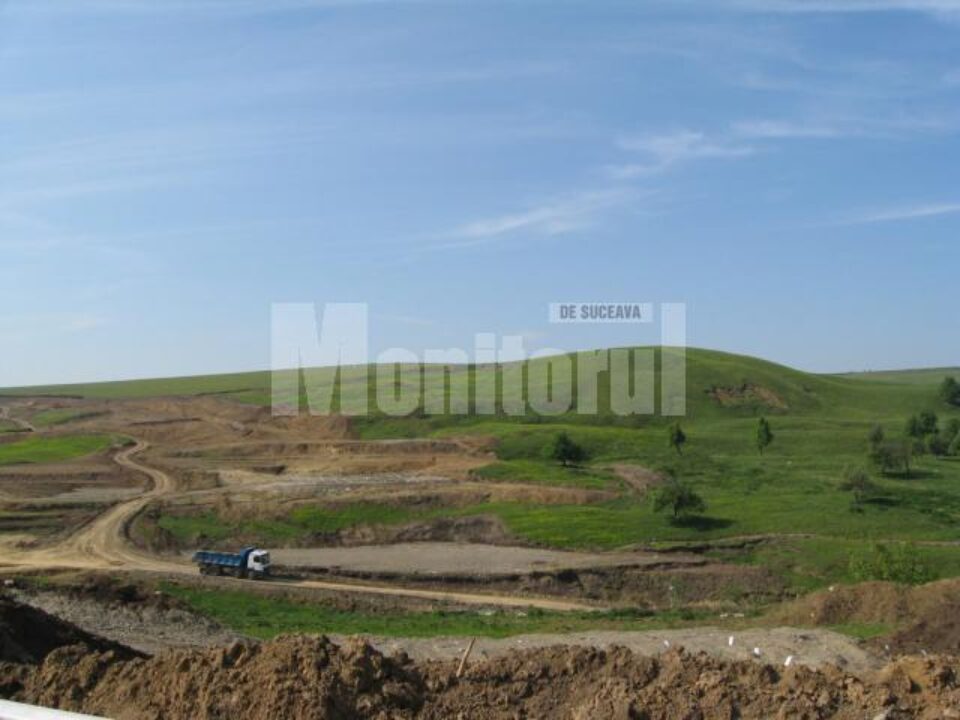 Proprietarii din comuna Șcheia pe terenurile cărora se va construi șoseaua de centură a Sucevei mai au la dispoziție câteva săptămâni pentru a obține hotărârile de expropriere
