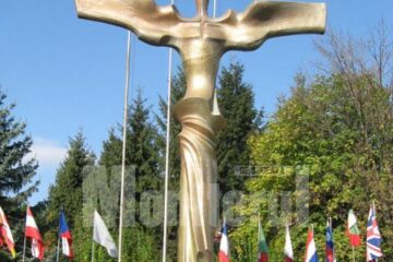 Statuia “Bucovina Înaripată”