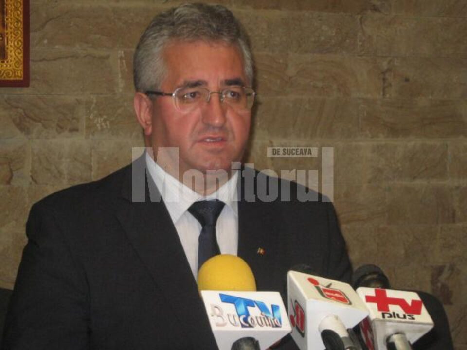 Ion Lungu: „Vom mai depune un proiect în valoare de cinci-șase milioane de euro, pentru modernizarea unor străzi din municipiul Suceava” Ion Lungu: „Vom mai depune un proiect în valoare de cinci-șase milioane de euro, pentru modernizarea unor străzi din municipiul Suceava”
