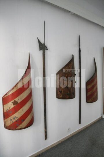 Scuturi și halebarde