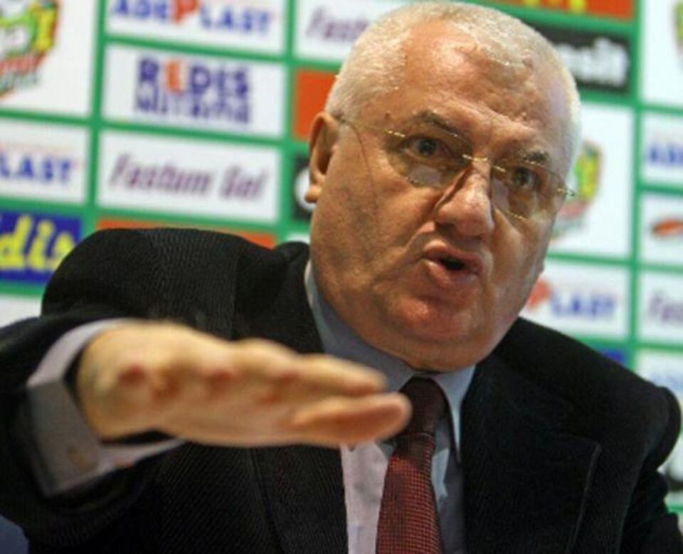 Mitică Dragomir, tot mai încolțit cu golăniile făcute în fotbalul românesc