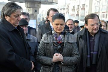 Flutur (dreapta), Boagiu (centru) și Tofan (stânga)